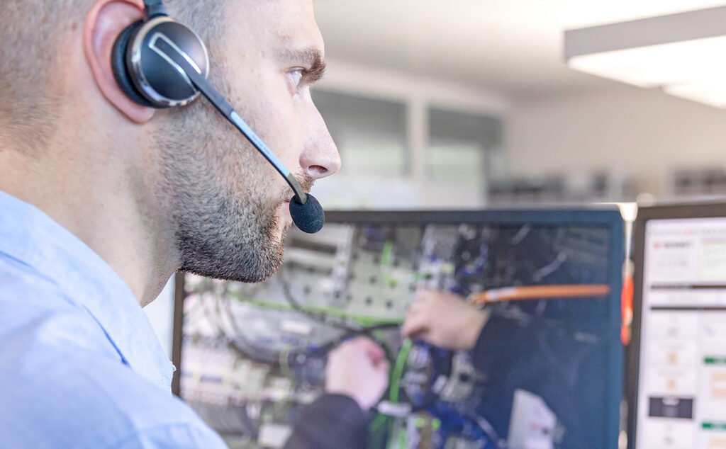 csm Helpline 2 f0a4376e1c e1634677315396 CarbonaTech